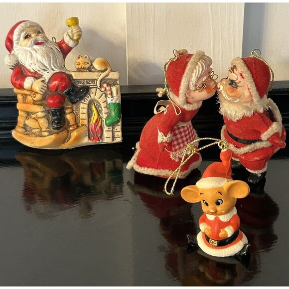 4 Vintage Ornaments Flocked Santa & Mrs Claus Christmas Mouse Santa by Fire - Picture 1 of 11